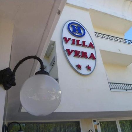 Hotel Villa Vera Rimini Kültér fotó